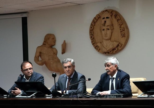 Inauguración de la Olimpiada de izda a dcha, Andrés Fernández, Javier Cepedano, Juan Francisco García Marín y José Cortizo