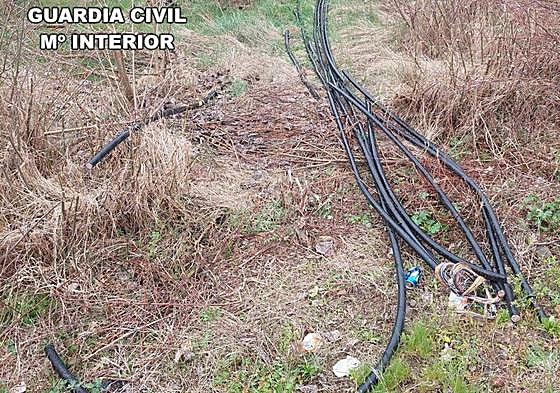 Imagen del cable cortado por los implicados.