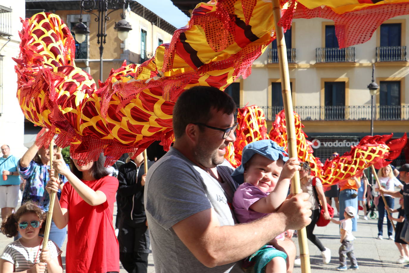 La danza del dragón chino en León
