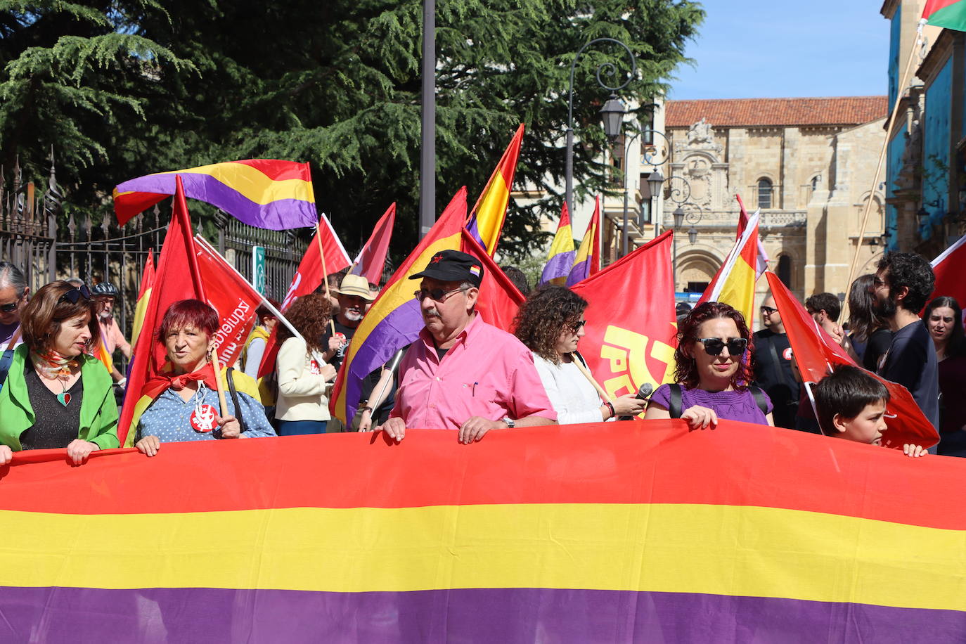 magen de la manifestación a favor de la república en León.