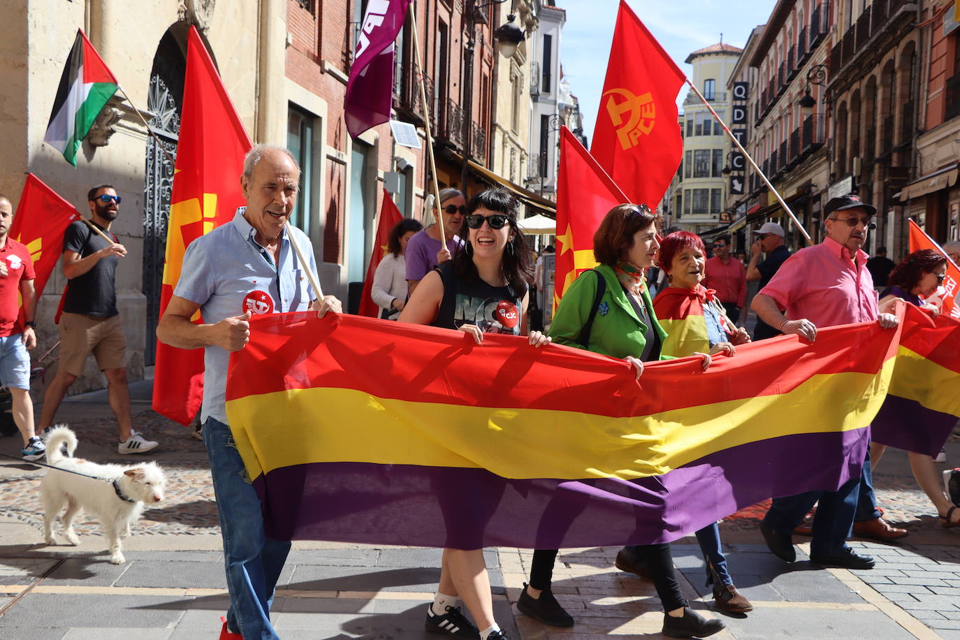 magen de la manifestación a favor de la república en León.