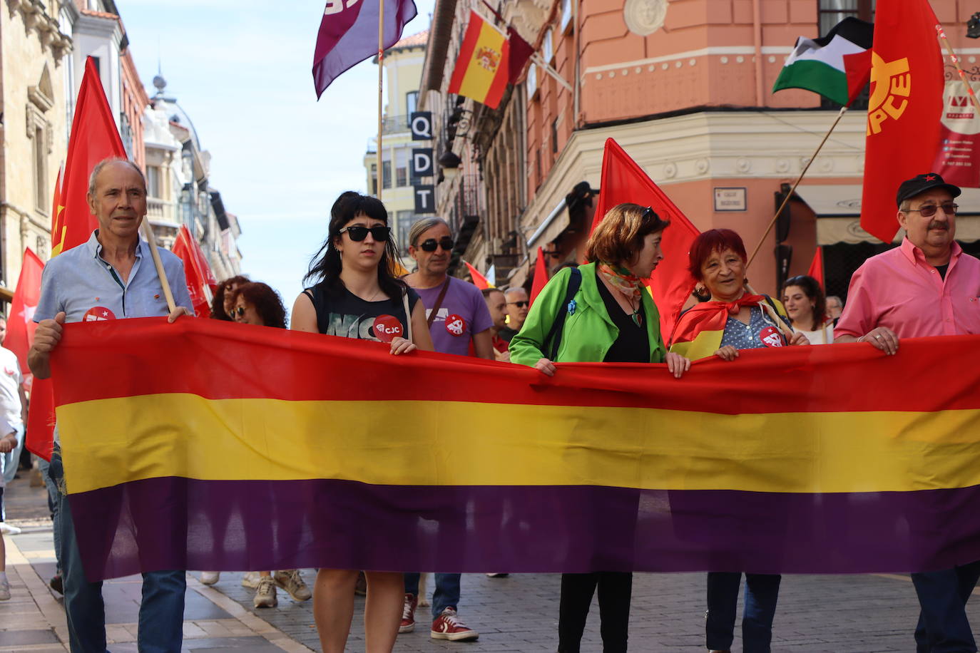 magen de la manifestación a favor de la república en León.