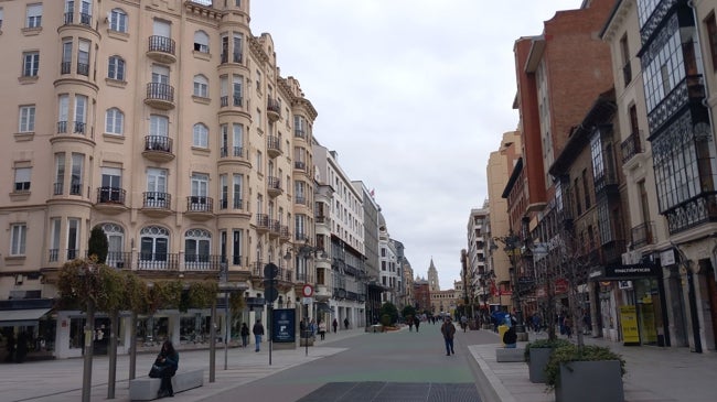 Imagen antes - Los rincones secretos de la Casa Alfageme: un viaje al corazón de León