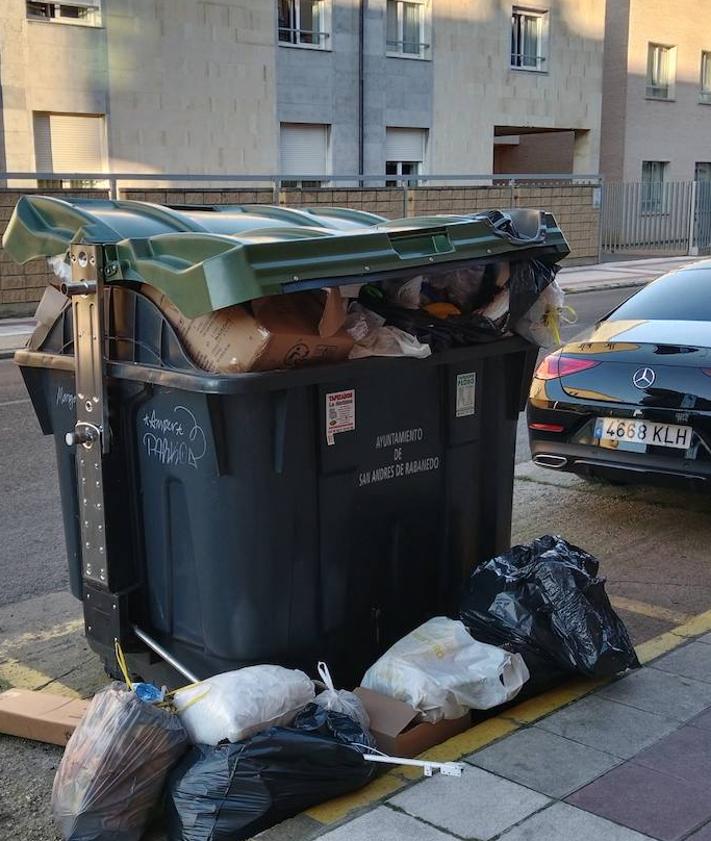 Imagen secundaria 2 - Contenedores en San Andrés del Rabanedo.