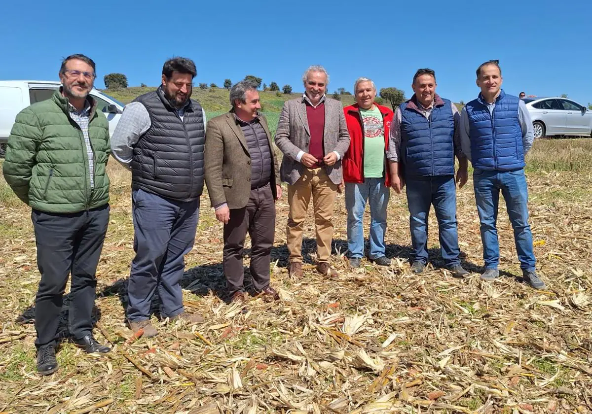 Reolum presentó a Audanzas del Valle el sistema de recolección de restos de maíz.