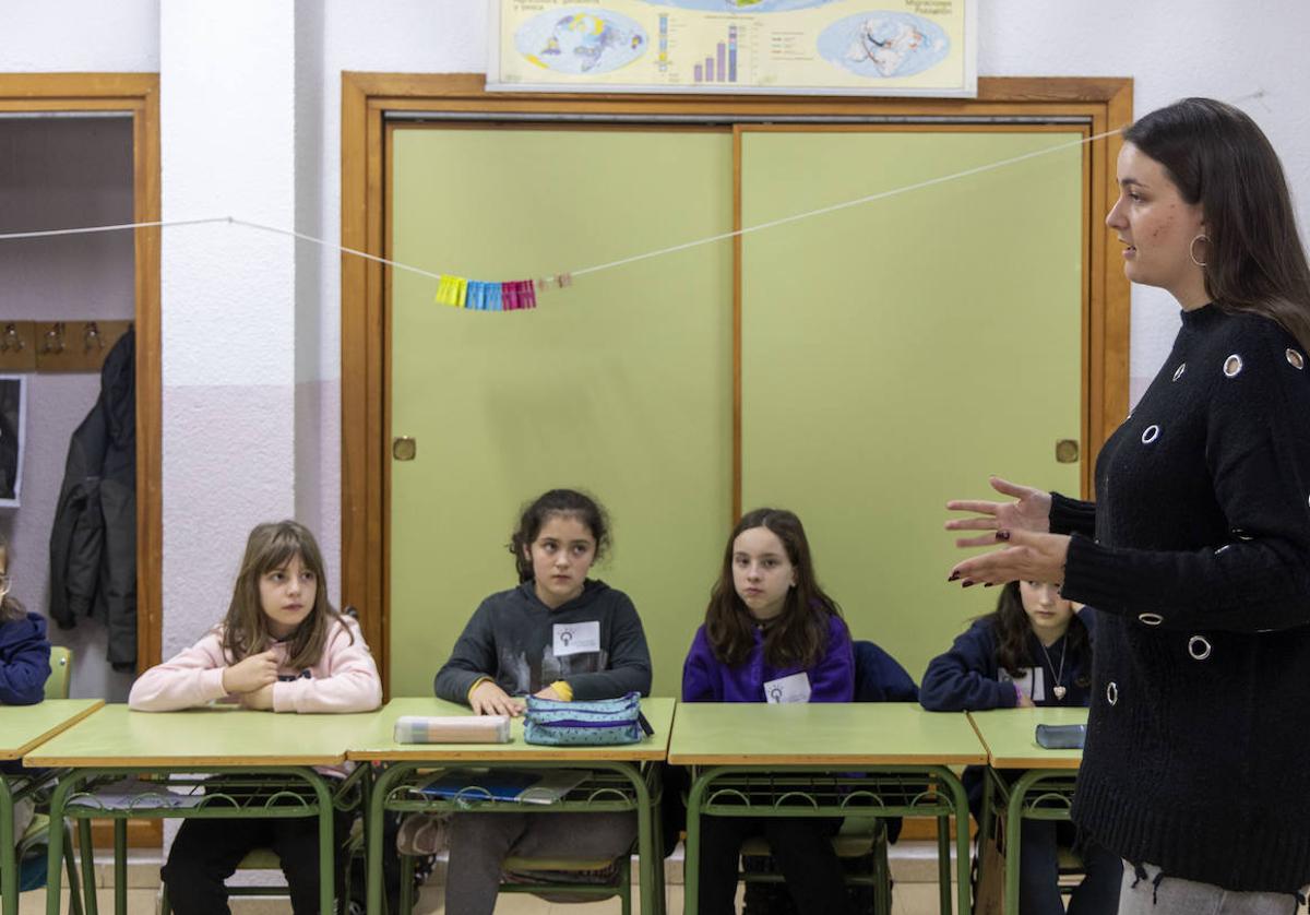 Centro escolar en la comunidad autónoma.