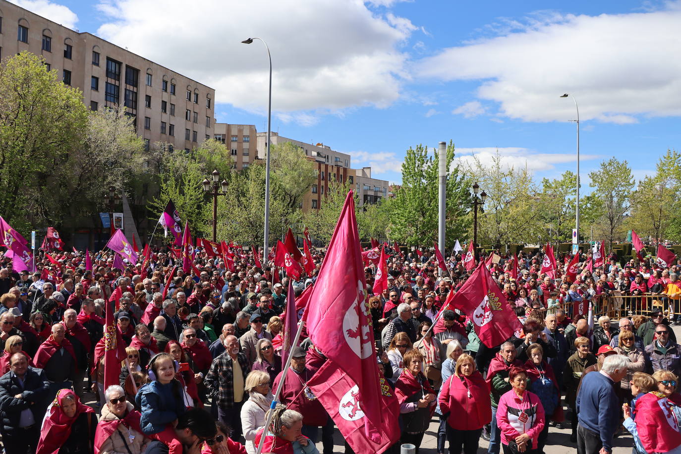 Manifestación por la autonomía leonesa en el Día de Castilla y León