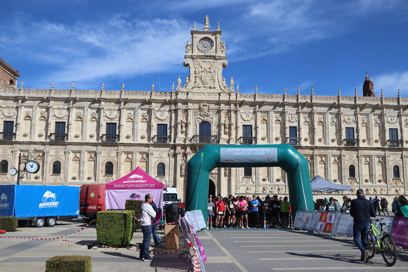 La fiesta de la Junta en León fue más breve de lo esperado