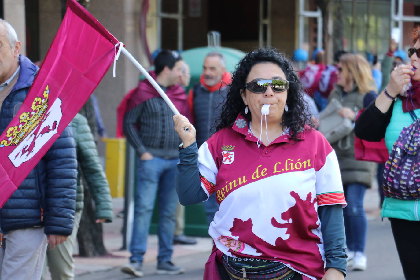 Manifestación por la autonomía leonesa en el Día de Castilla y León