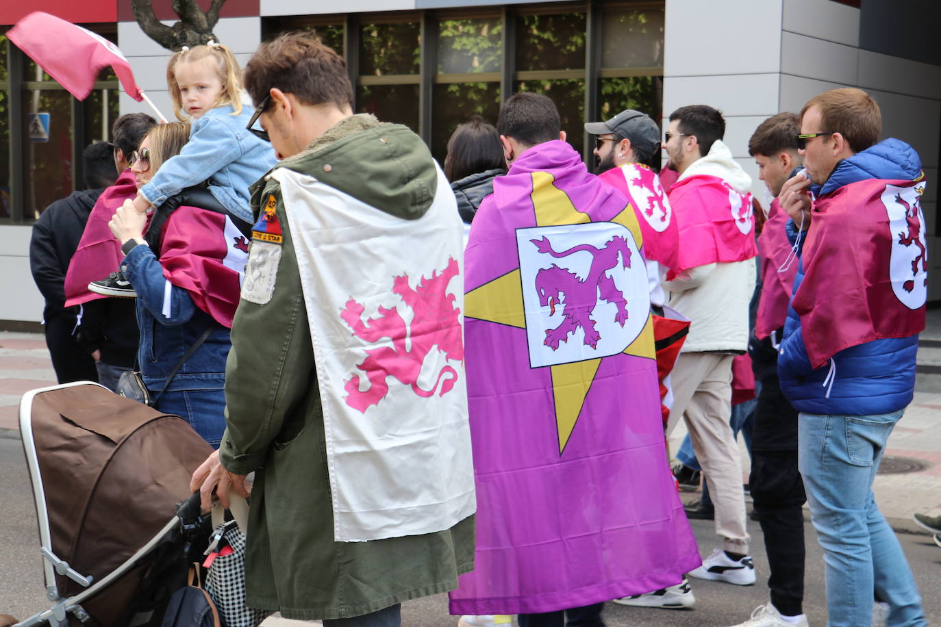 Manifestación por la autonomía leonesa en el Día de Castilla y León