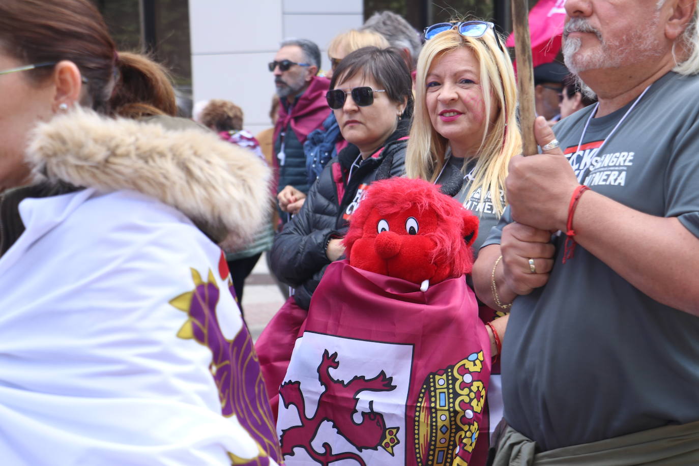 Manifestación por la autonomía leonesa en el Día de Castilla y León