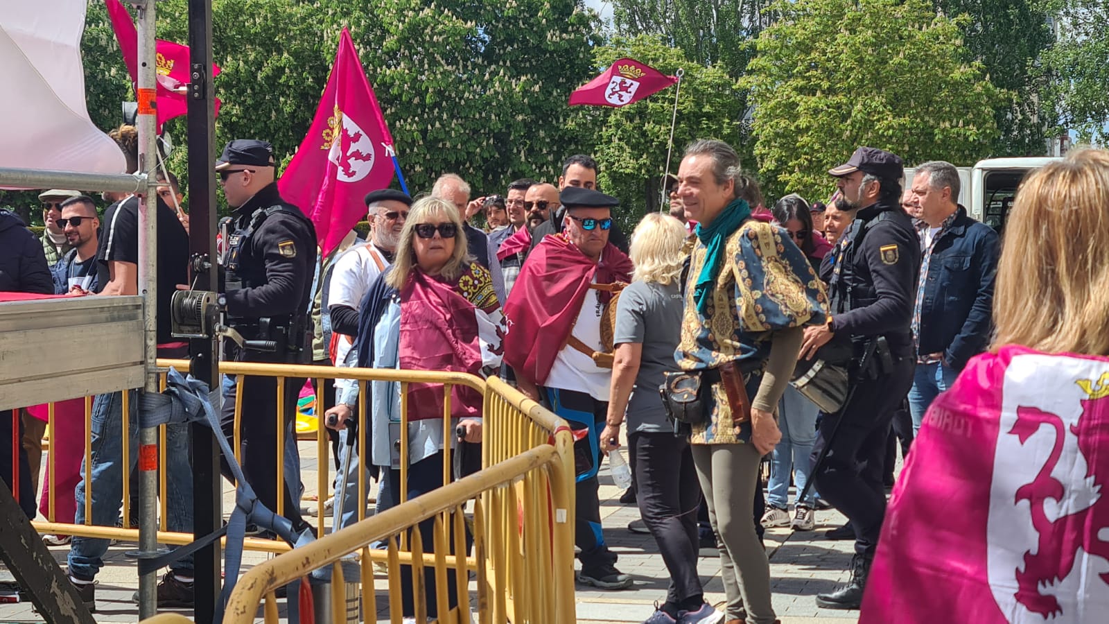 Altercados durante la fiesta del 23 de abril en León