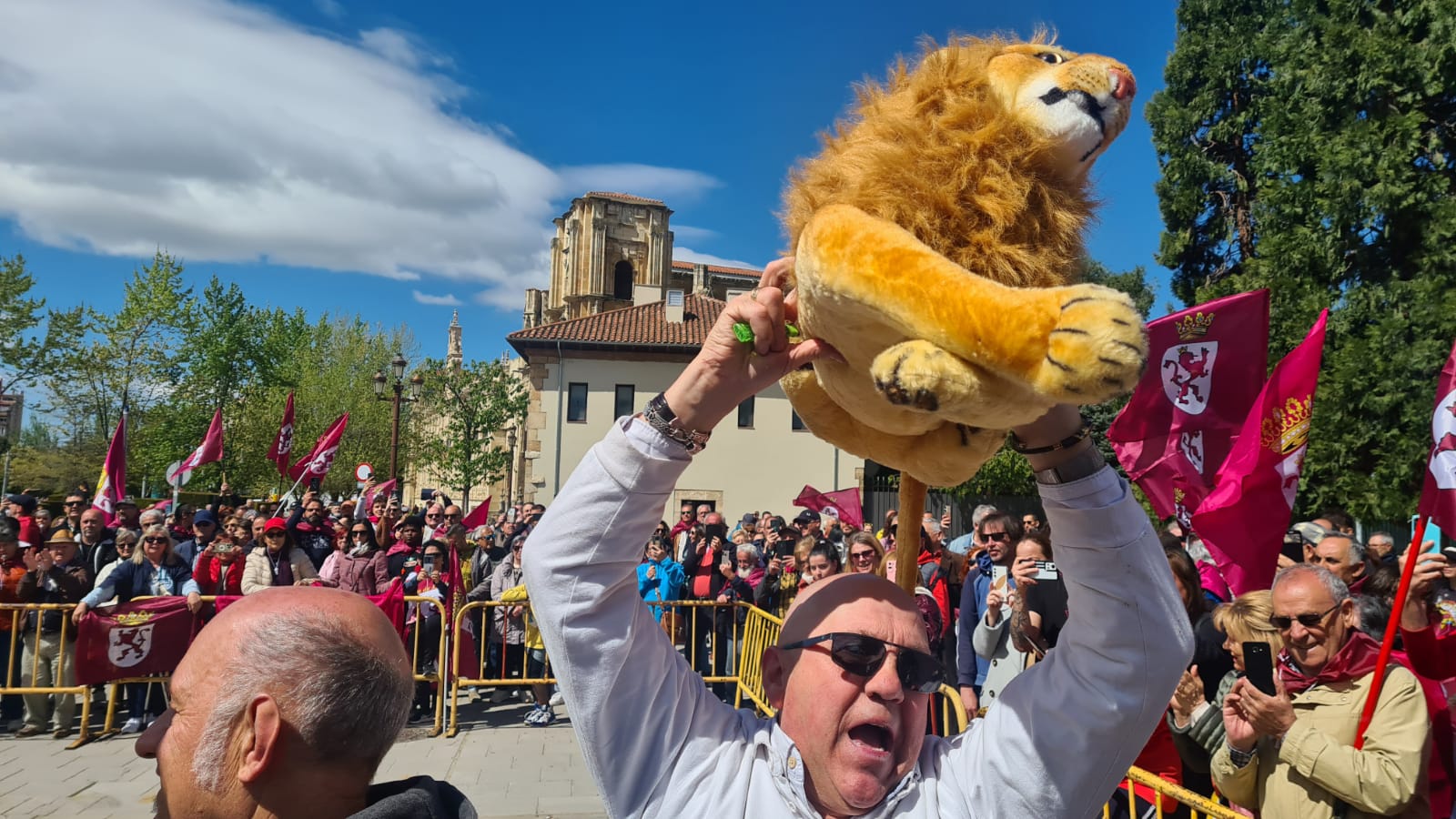 Manifestación por la autonomía leonesa en el Día de Castilla y León