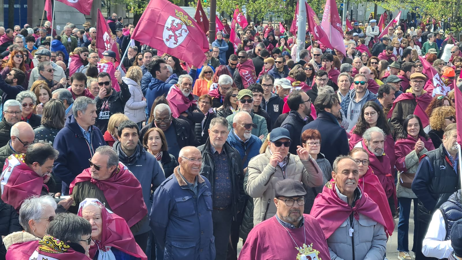 Manifestación por la autonomía leonesa en el Día de Castilla y León