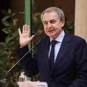 Zapatero pide a los simpatizantes que se «movilicen» y anima a Sánchez a seguir