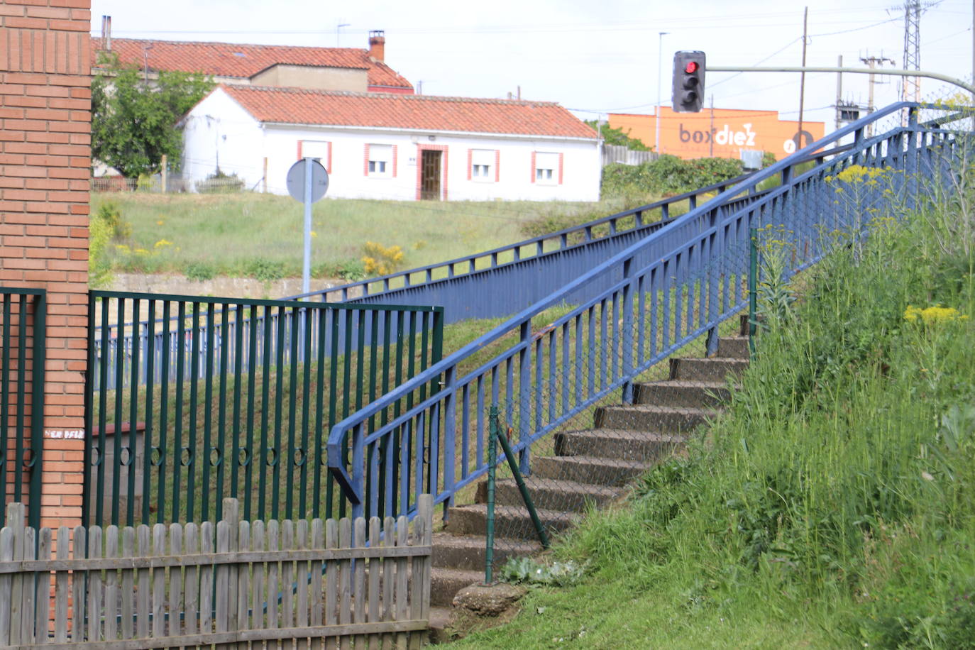 Vías del tren en Trobajo del Cerecedo.