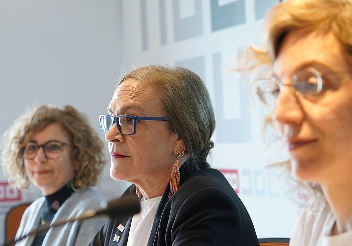 La Federación de Enseñanza de CCOO de Castilla y León presenta un informe de la situación económica actual del profesorado público no universitario.