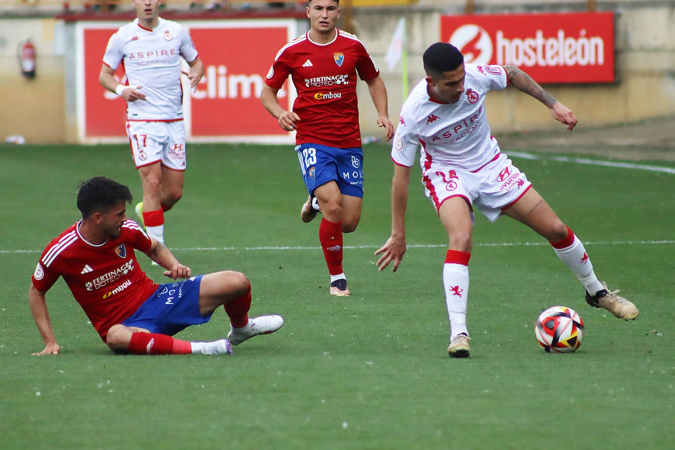 Las mejores imágenes del partido Cultural-Teruel