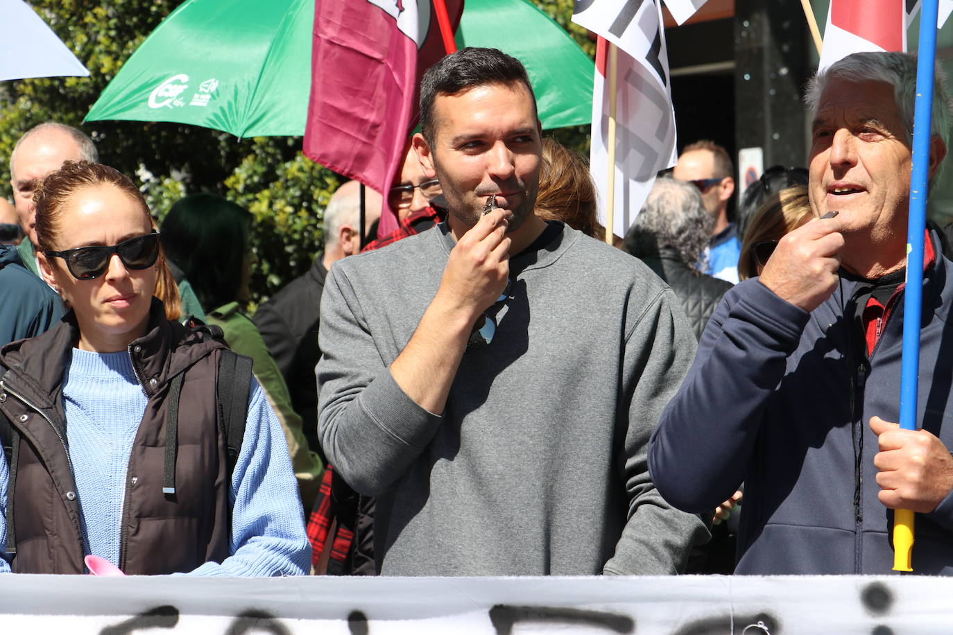 Protestas contra las deficiencias en los colegios de León