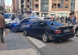 Imagen del vehículo que ha huido de la policía tras el accidente.