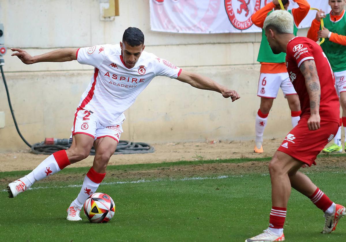 Víctor García, en un partido con la Cultural esta temporada.