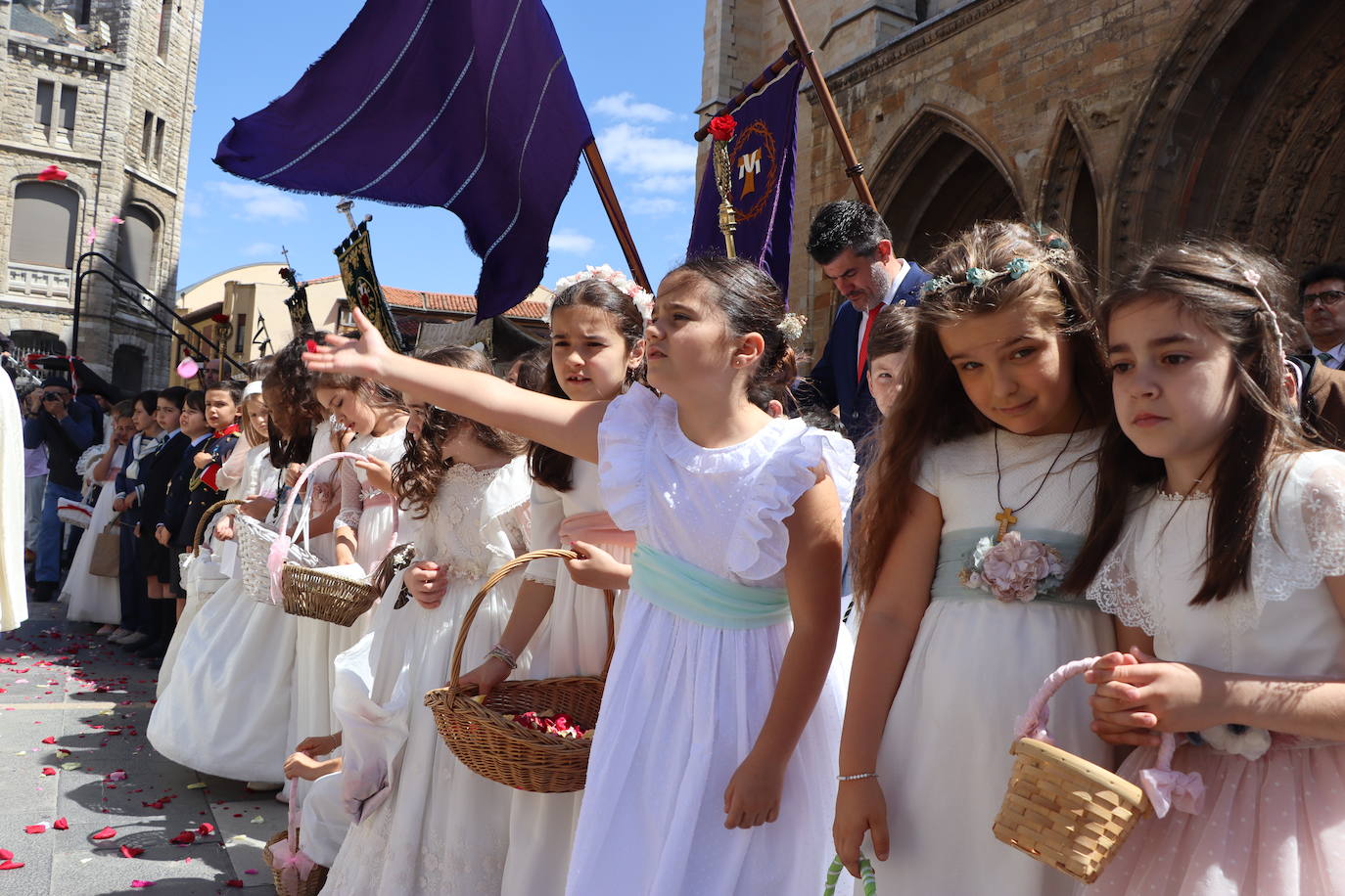 Las mejores imágenes del Corpus Christi en León | leonoticias.com