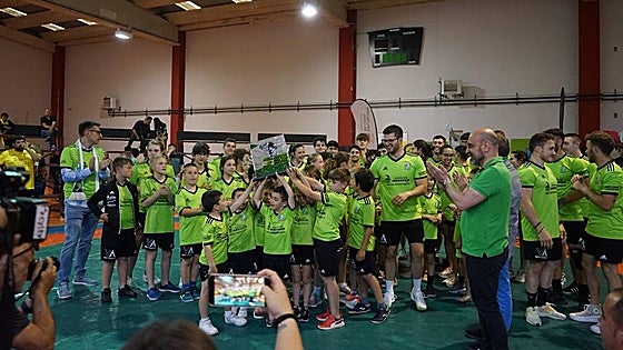 La vidriera se va a Cistierna y San Guillermo reina en la provincia