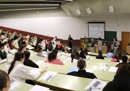 Casi 2.000 estudiantes leoneses afrontan la EBAU