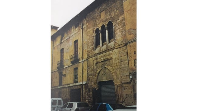 Imagen antes - La metamorfosis del Palacio del Conde Luna: del abandono al Museo de la Semana Santa