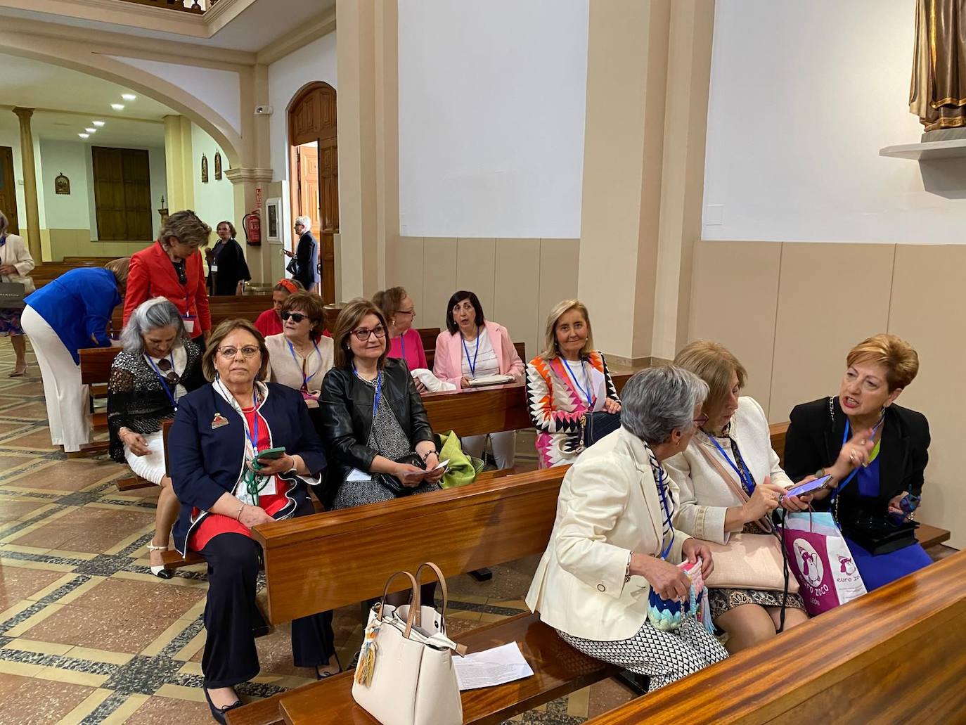 Reencuentro de ex alumnas en el Colegio Ntra. Sra. del Carmen