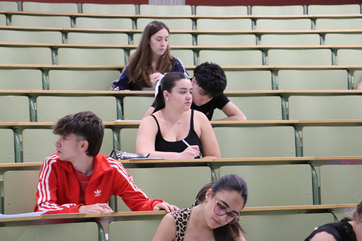 Los futuros universitarios de León se enfrentan a la EBAU