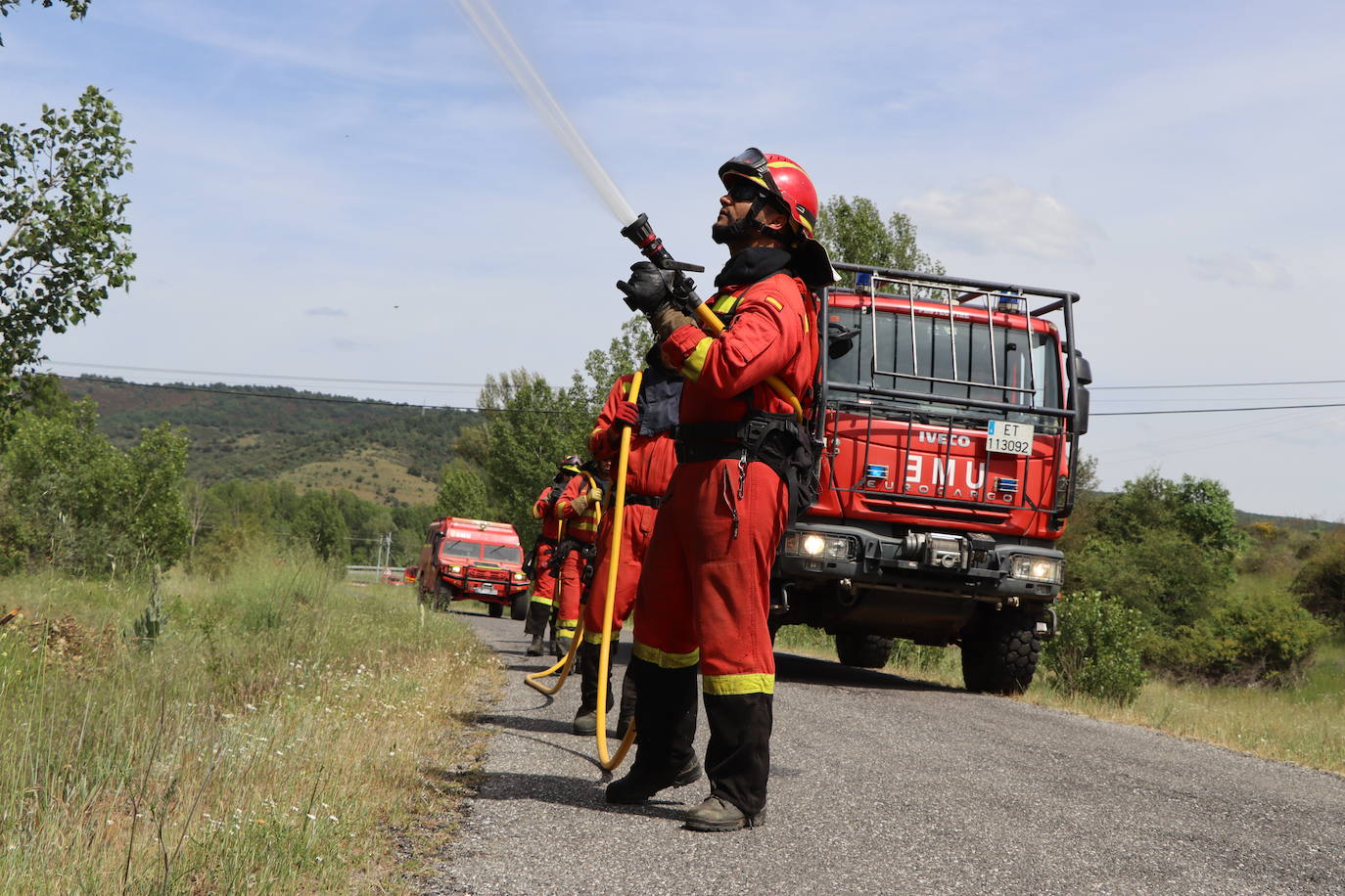 Ejercicios de instrucción de la UME en la lucha contra incendios forestales