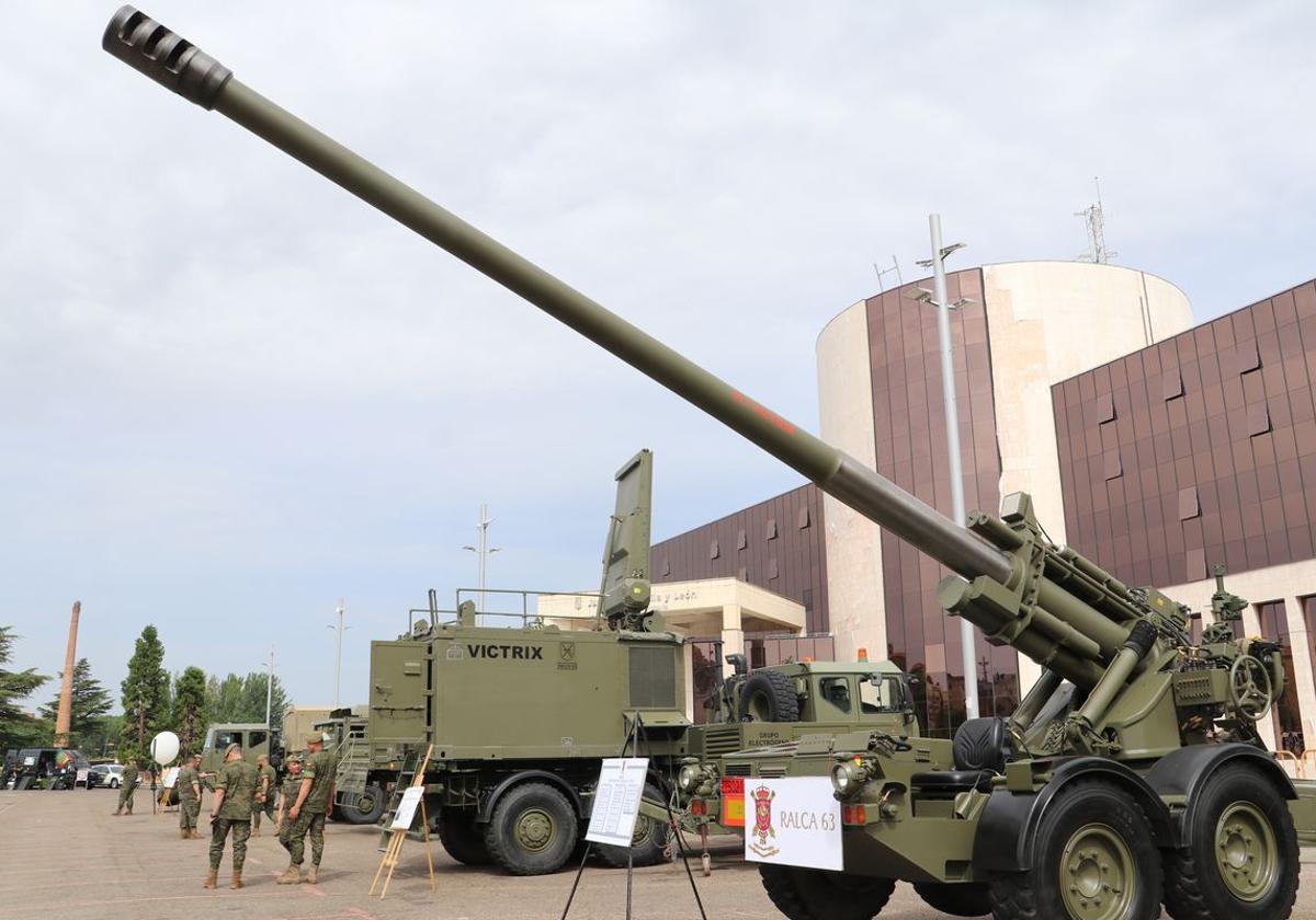 La fuerza militar se deja ver en León