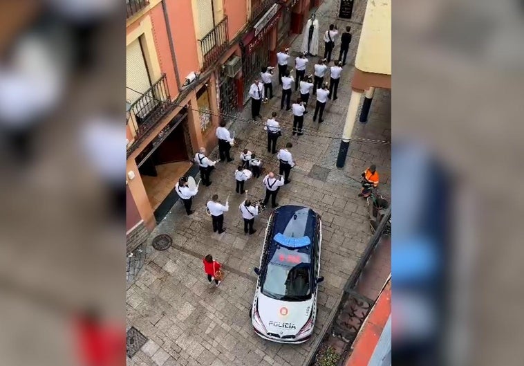 La banda de Minerva acude al Corpus Chico y se pone fin a la fiesta del Húmedo.