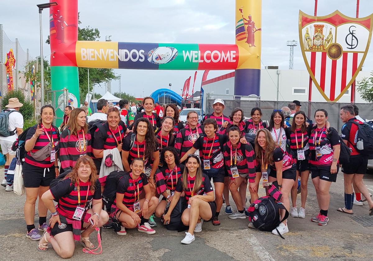 Las Leonas Mater triunfan en Sevilla