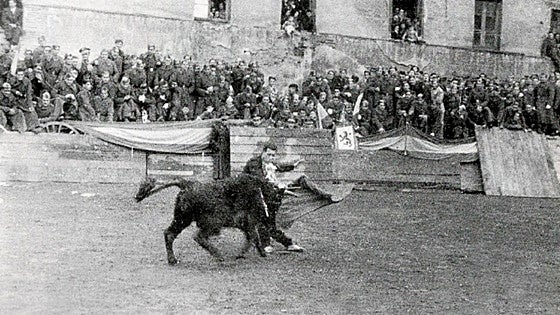 La plaza de toros que hubo en la calle de la Rúa