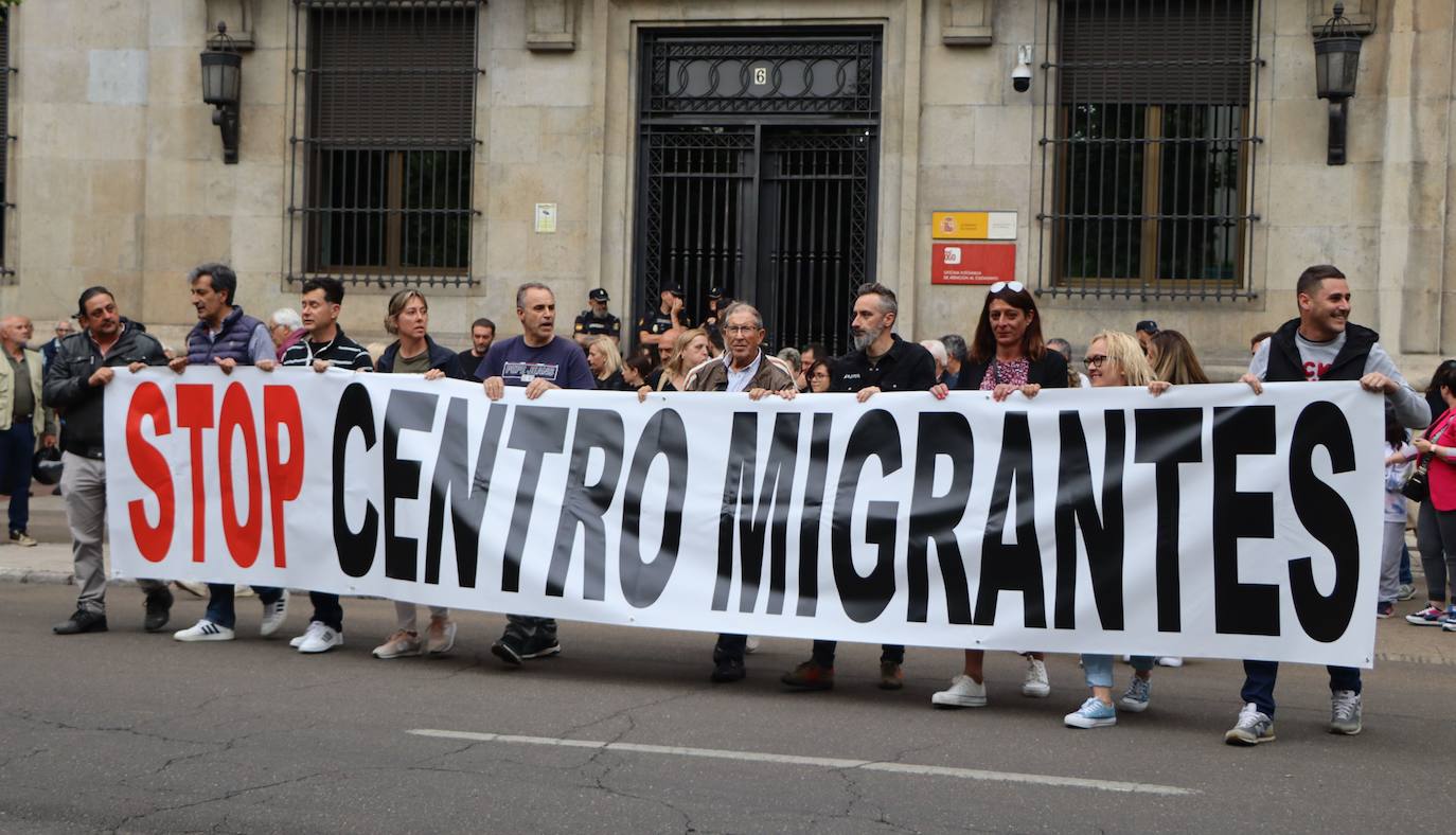 Segunda concentración por la apertura del Chalé del Pozo