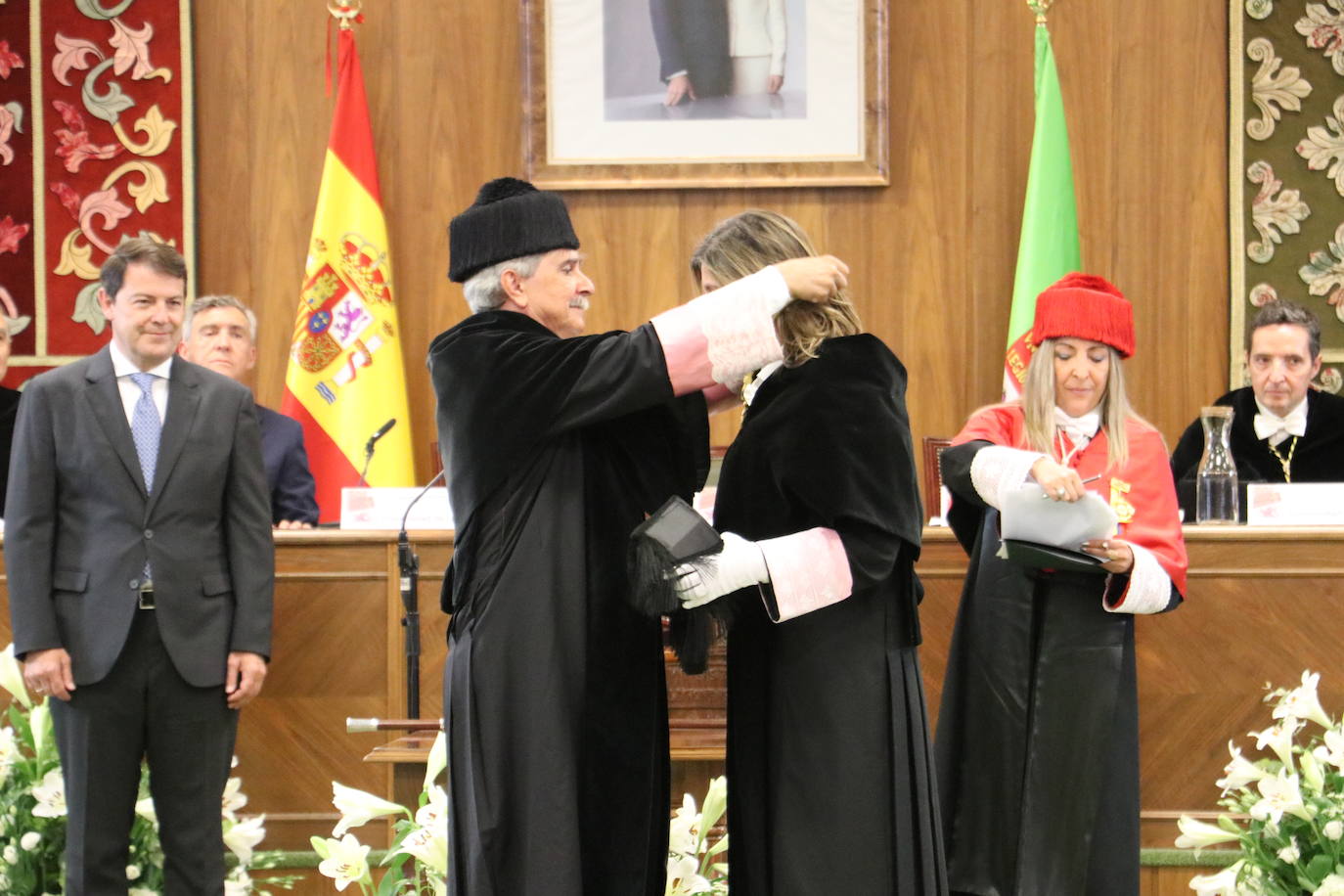 Nuria González ya es rectora de la ULE