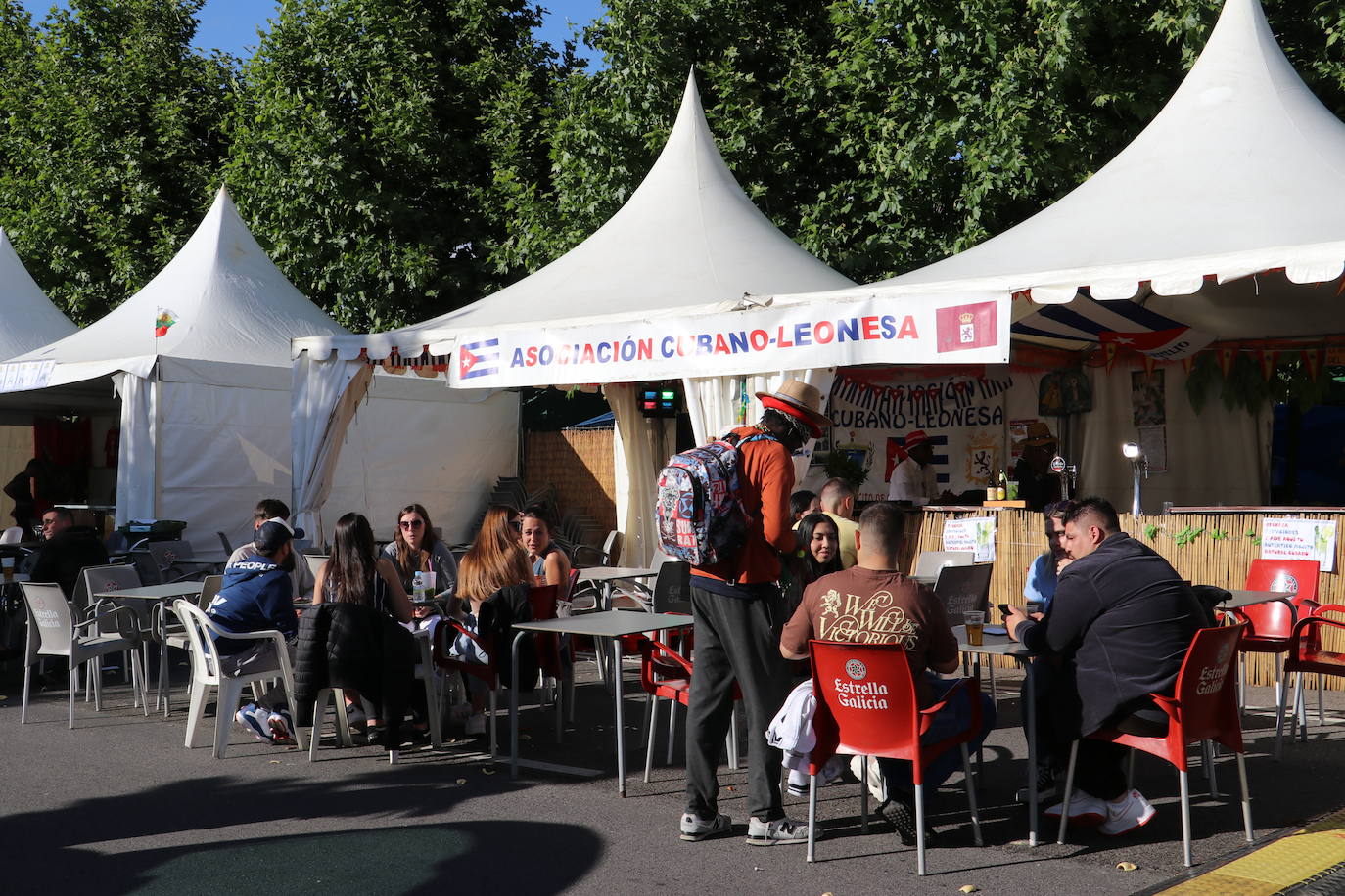 La feria abre sus puertas a las fiestas de San Juan y San Pedro