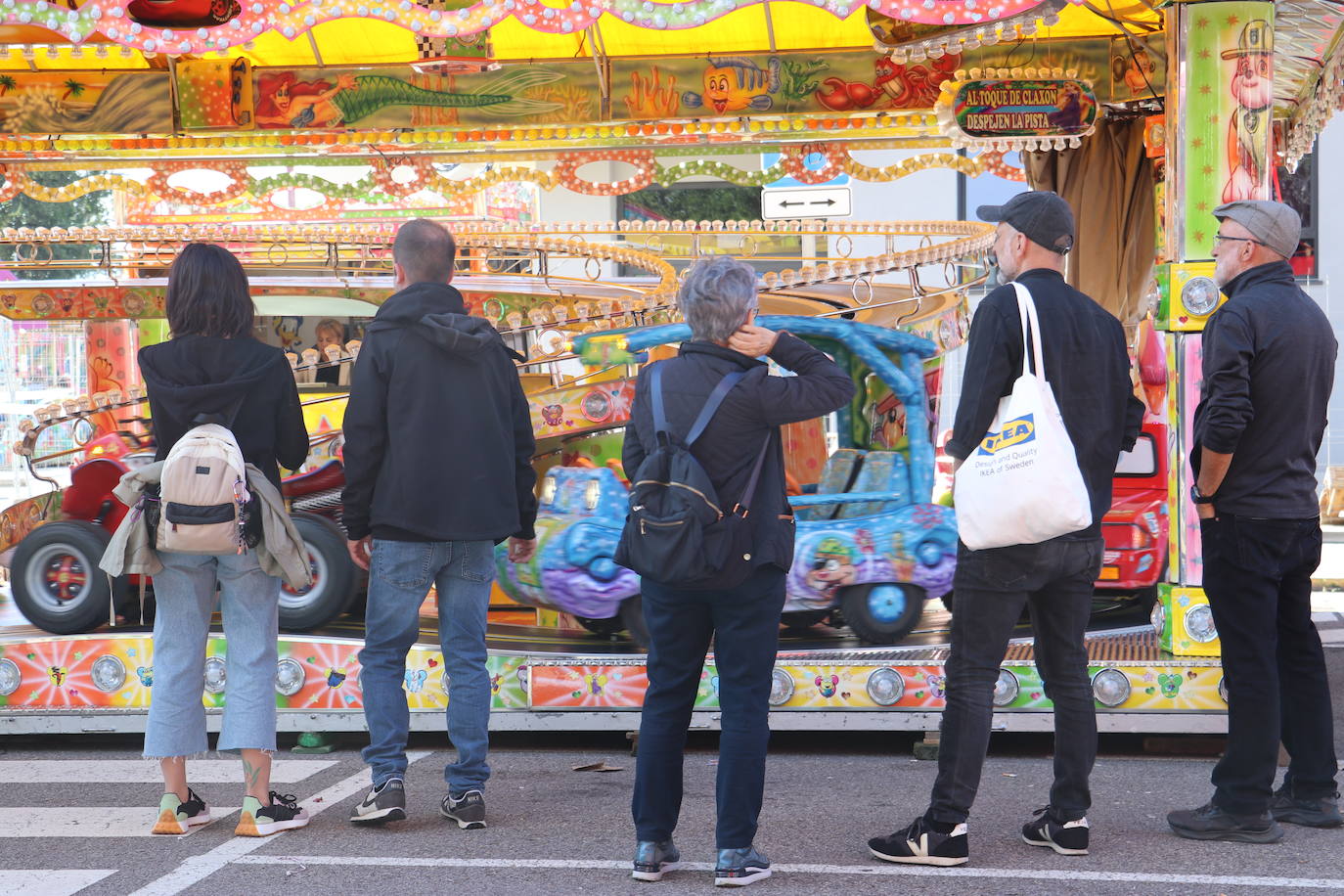 La feria abre sus puertas a las fiestas de San Juan y San Pedro