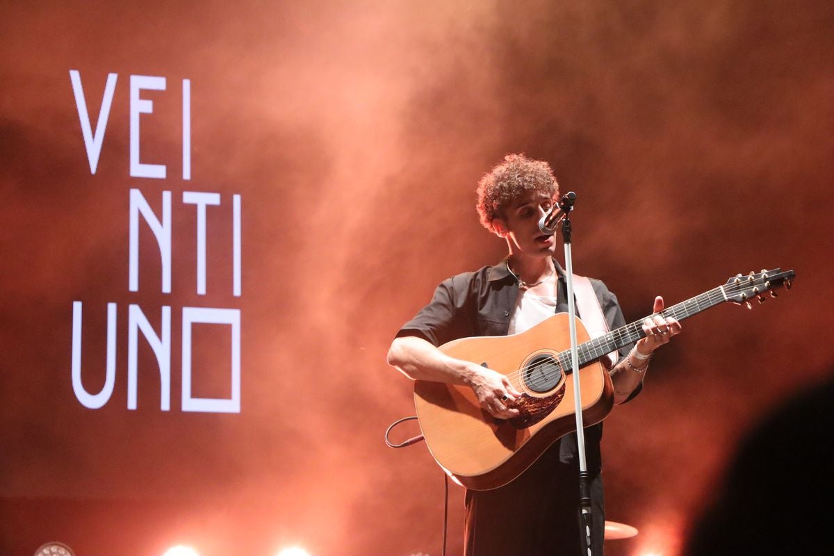 Veintiuno, en concierto en León