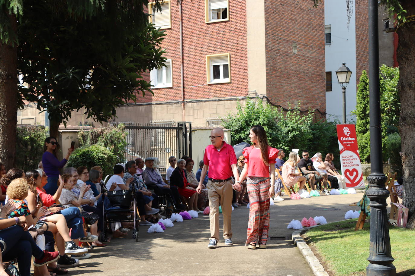 Desfile de moda en León con una participación de lo más especial