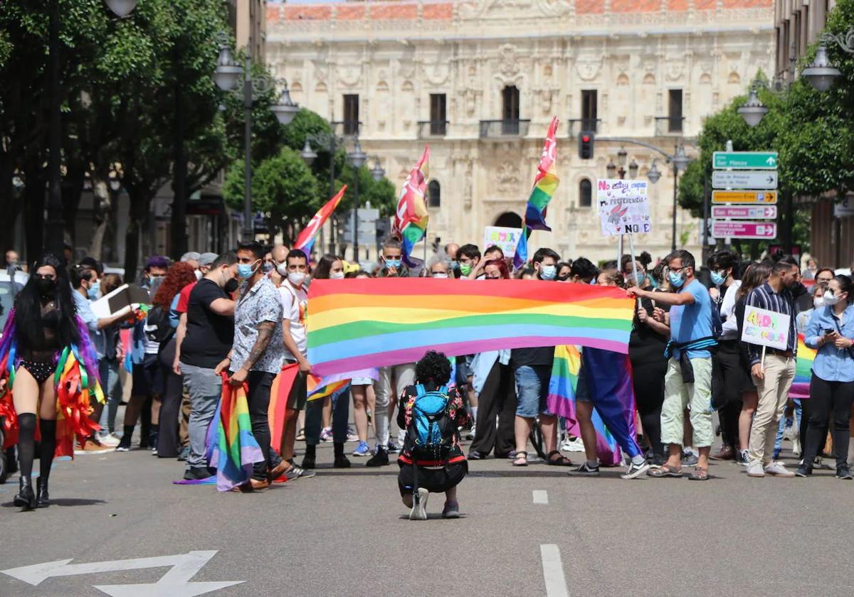 Manifestación del orgullo en León en 2021.