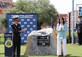 Acto de inauguración de la glorieta y la calle 'Policía Nacional' en Trobajo del Camino