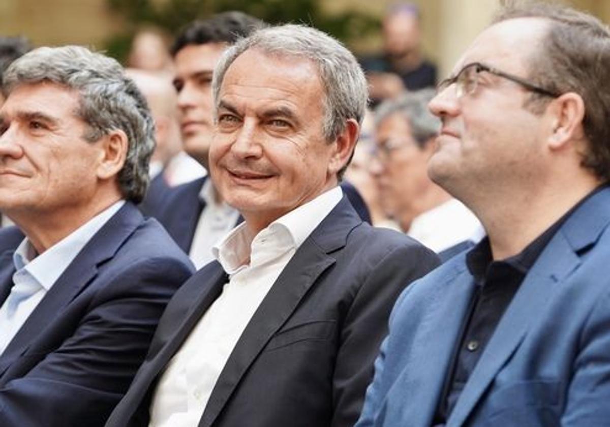 Zapatero pide un «esfuerzo» para reconocer la identidad de León