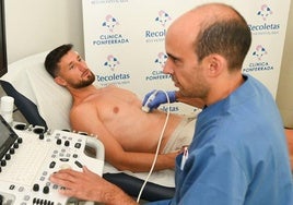 Borja Valle, durante las pruebas médicas que han superado los jugadores de la Ponferradina.