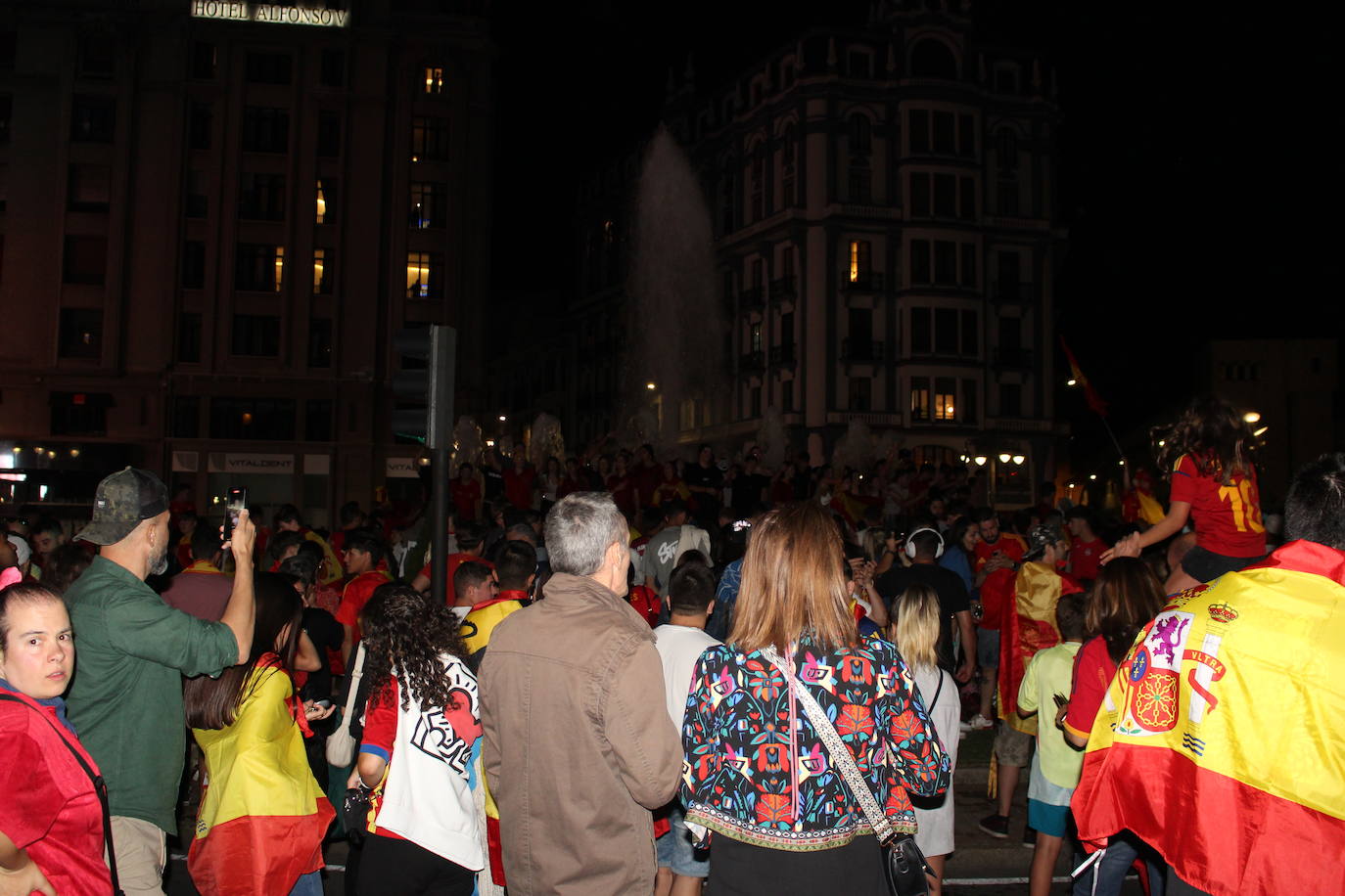 Las mejores imágenes de la celebración de la victoria en León