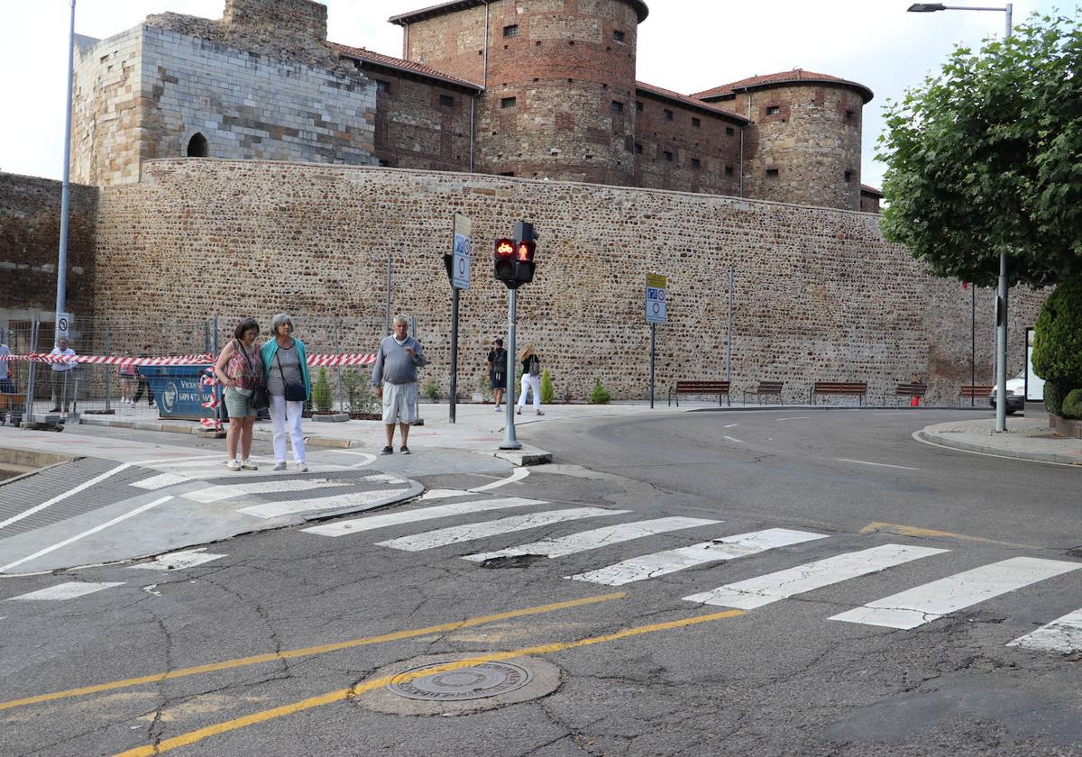 Nueva zona peatonal en el Espolón