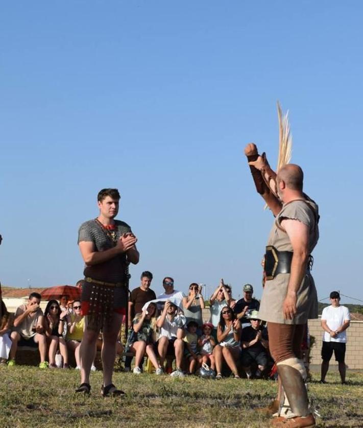 Imagen secundaria 2 - Villasabariego regresa a su génesis astur-romana con el IX Aestiva Lancia