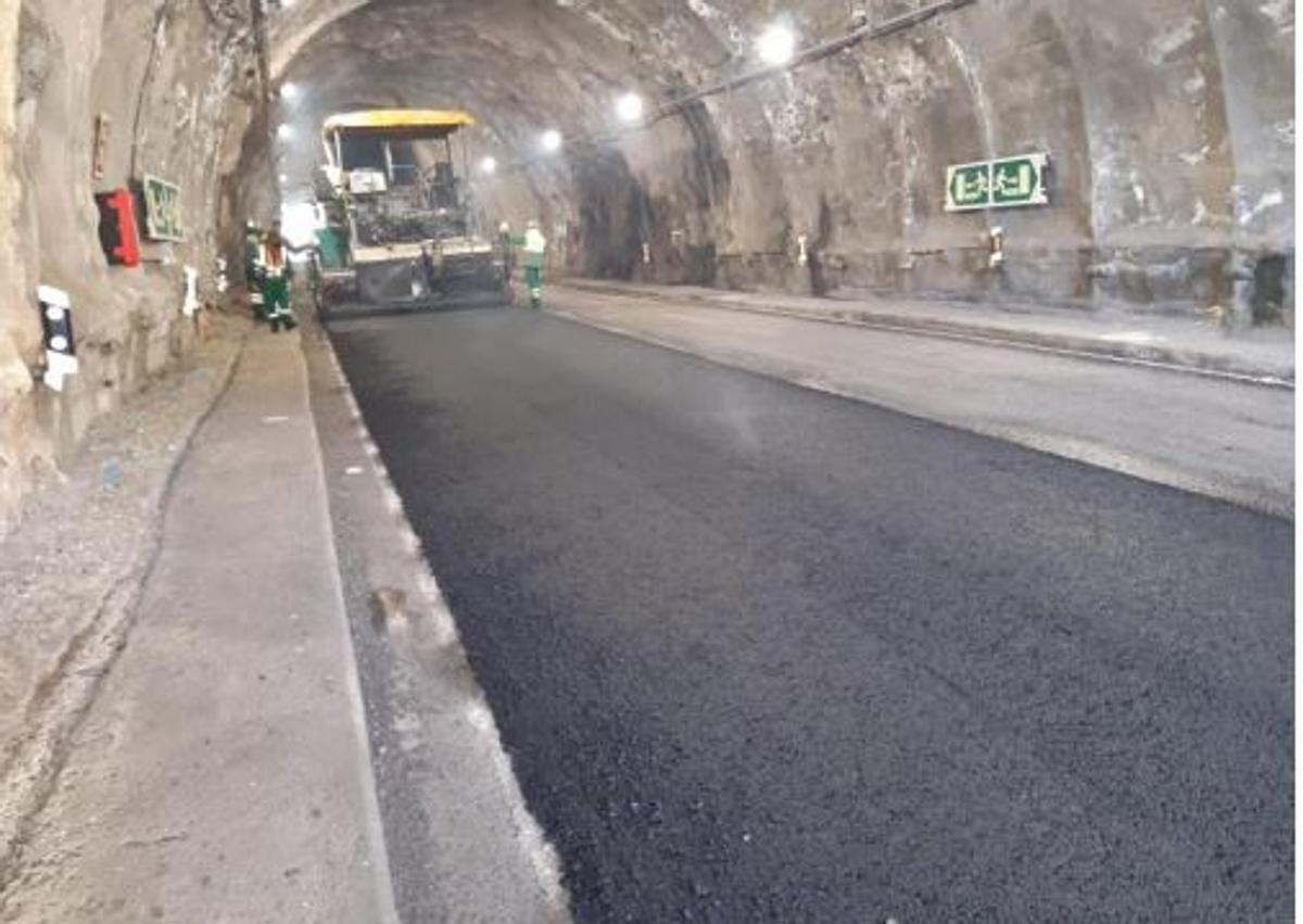 Imagen secundaria 1 - Transportes mejorará 600 kilómetros de carreteras en la provincia de León